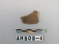 藏品(紅色夾砂陶片)的圖片